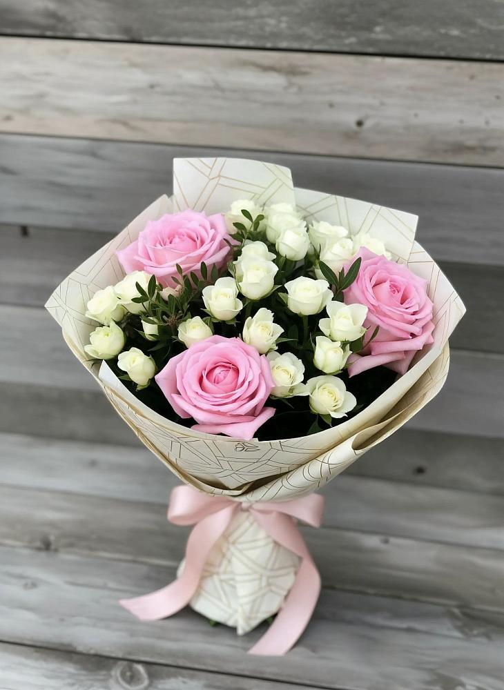 Букет цветов из: Розы в Карабаново