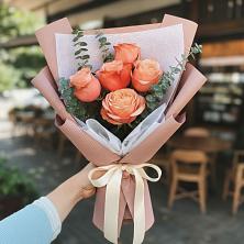 Букет цветов из:  Розы в Карабаново