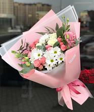 Букет цветов из:  Розы, Лизиантусы и Хризантемы в Карабаново