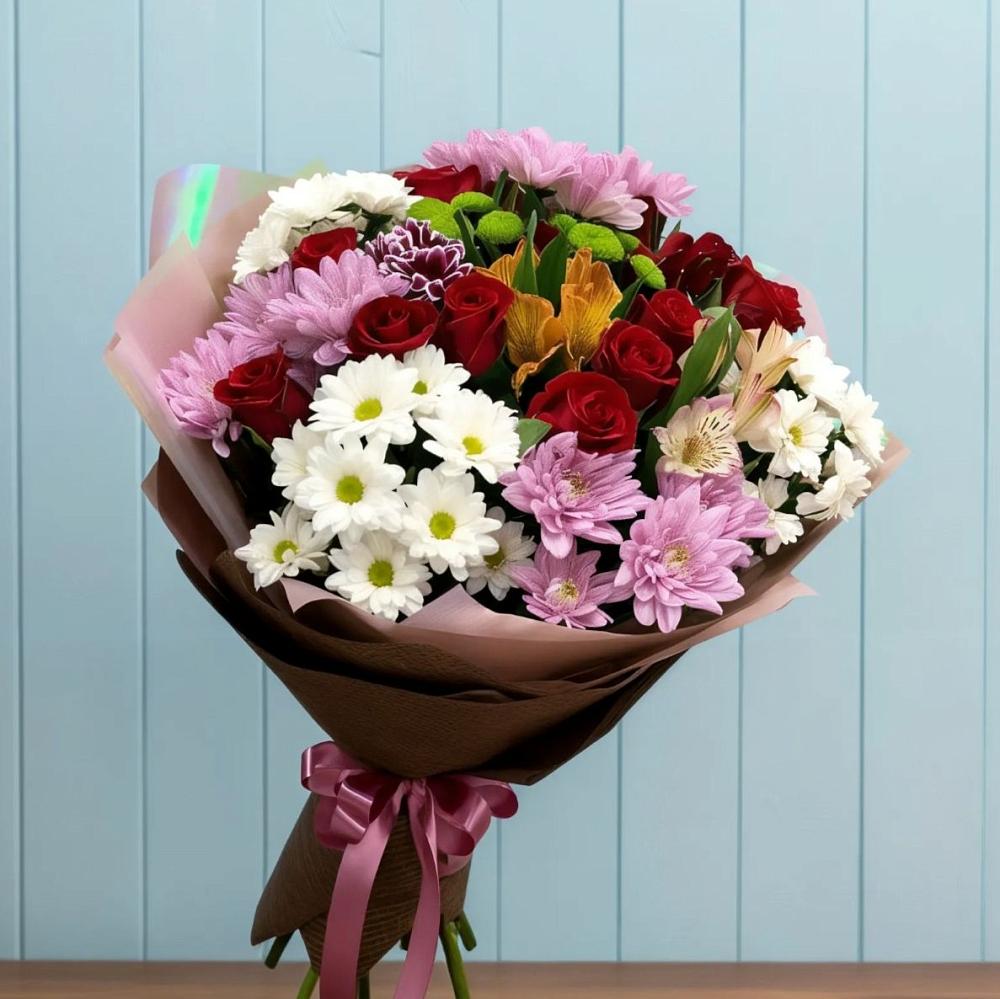 Букет цветов из: Розы, Хризантемы и Альстромерии в Карабаново