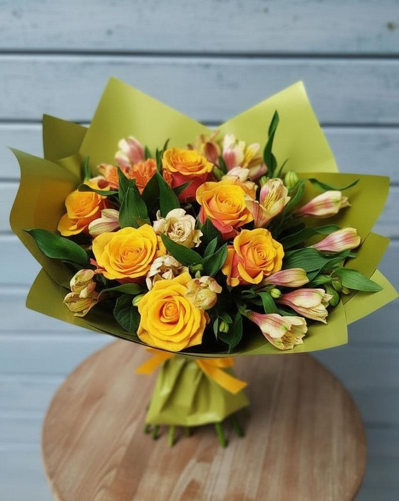 Букет цветов из: Альстромерии и Розы в Карабаново